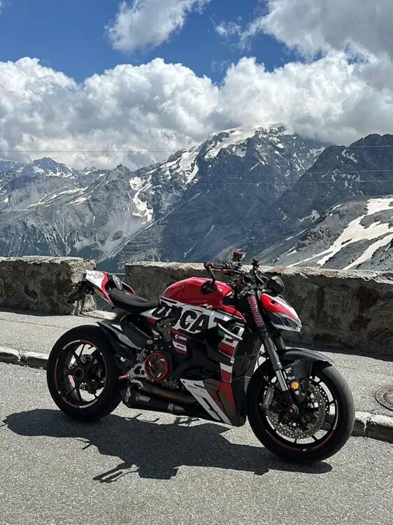 Ducati Streetfighter V2 (2022 - 24) (2)