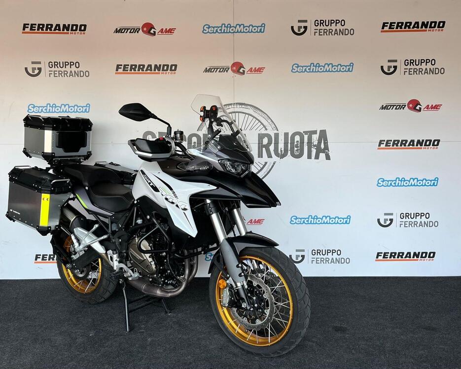 QJ Motor SRT 700 X (2024 - 25) (2)