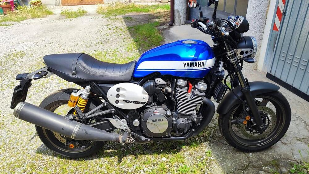 Yamaha XJR 1300 Racer (2015 - 17) (2)