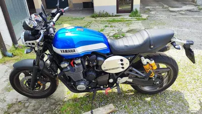 Yamaha XJR 1300 Racer (2015 - 17) usata