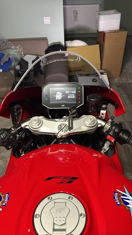 MV Agusta F3 800 R (2023 - 25) (2)