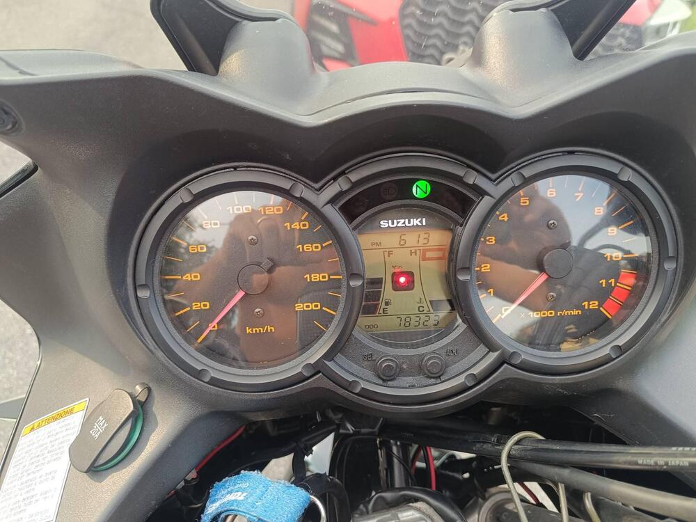 Suzuki V-Strom 650DL (2004 - 06) (2)