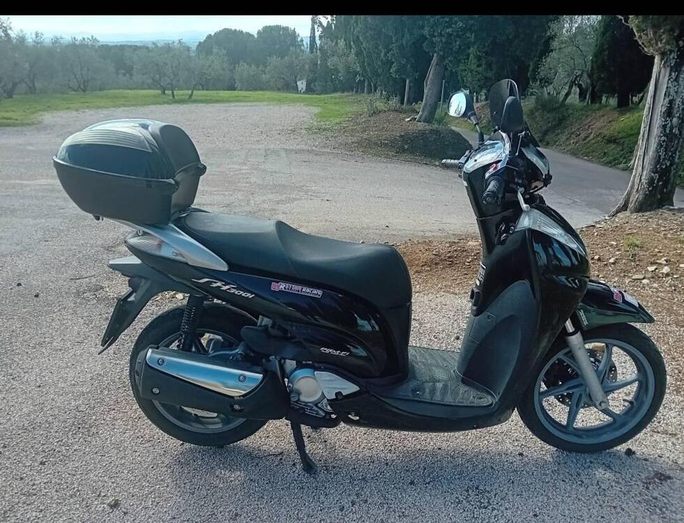 Honda SH 300 i (2006 - 10) (2)