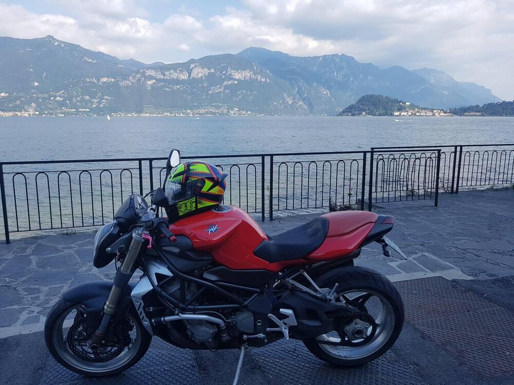 MV Agusta Brutale 750 S (2002 - 06) (2)