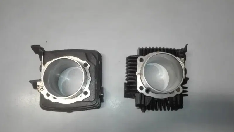 CILINDRI E PISTONI DUCATI MONSTER 900 (7)