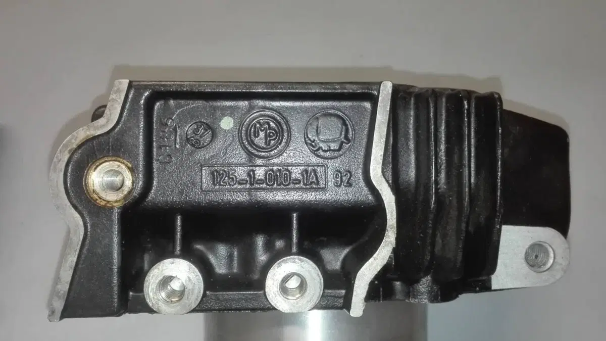 CILINDRI E PISTONI DUCATI MONSTER 900 (9)