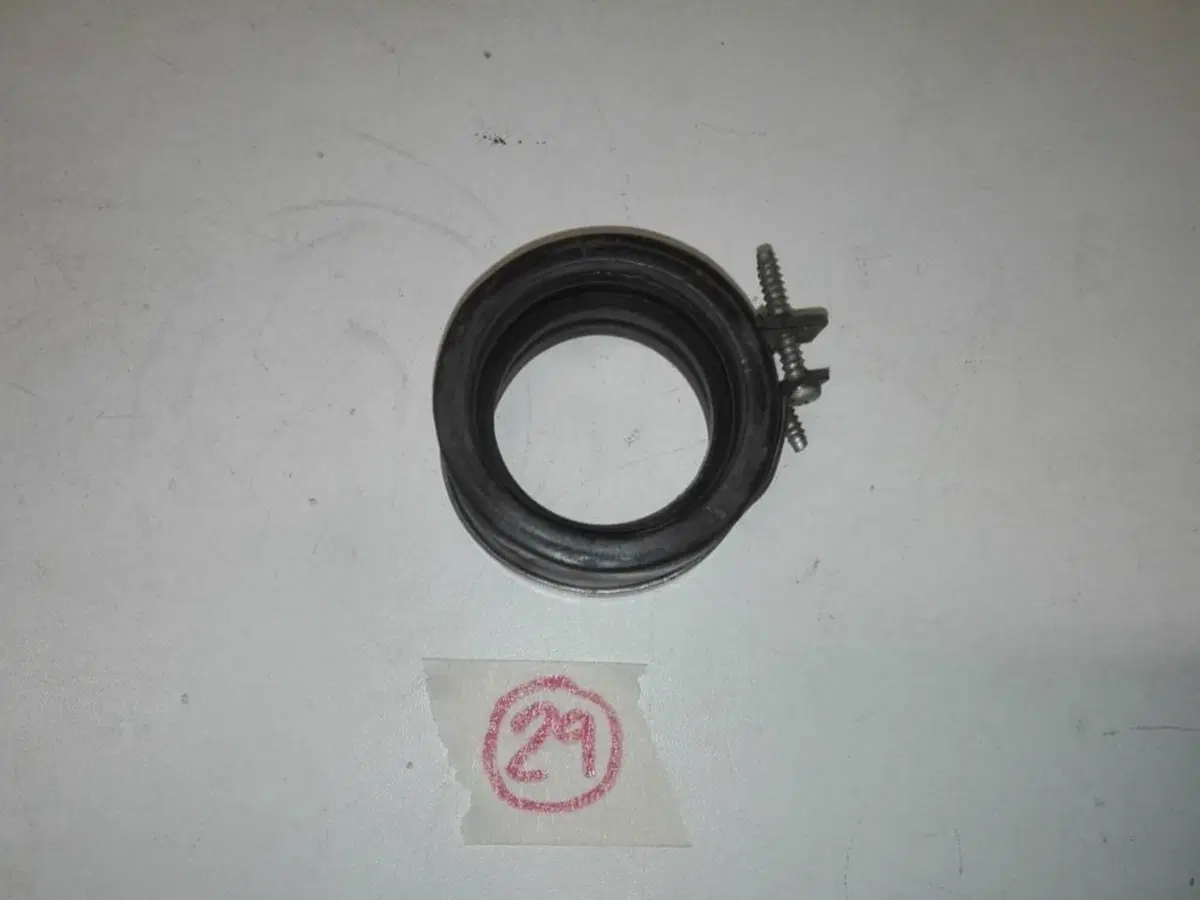 Collettore aspirazione Suzuki RM 400 1980 (3)