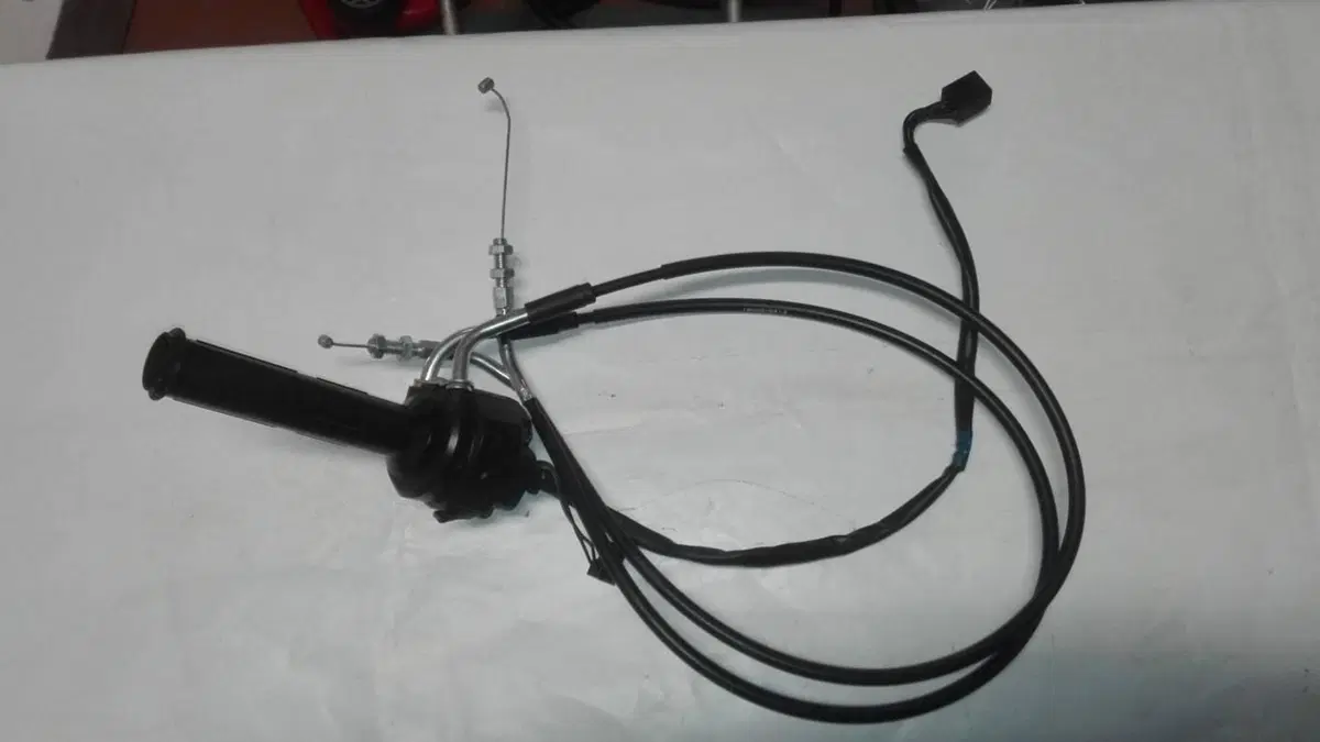 Comando gas Suzuki Bandit 650 (3)