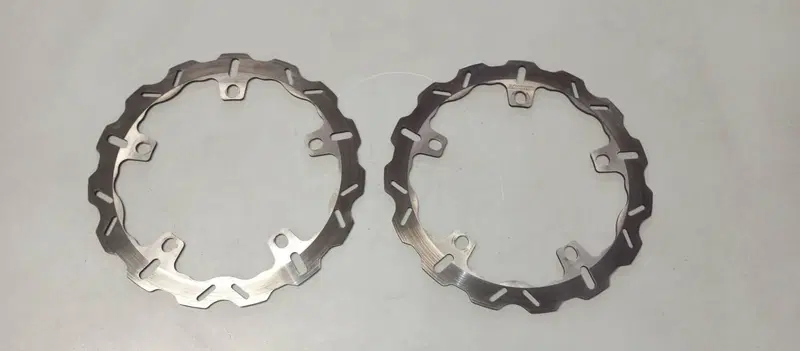 DISCHI ANTERIORI BMW Braking