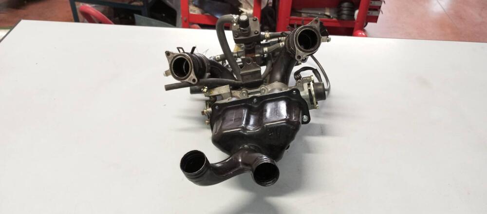 CORPO FARFALLATO HONDA CX500 TURBO (5)