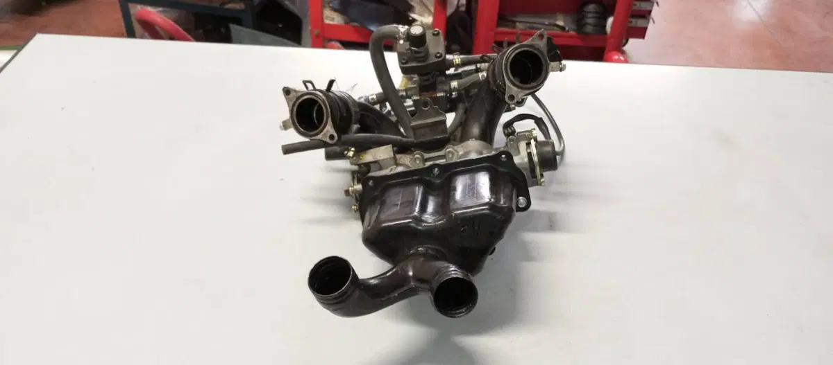 CORPO FARFALLATO HONDA CX500 TURBO (5)