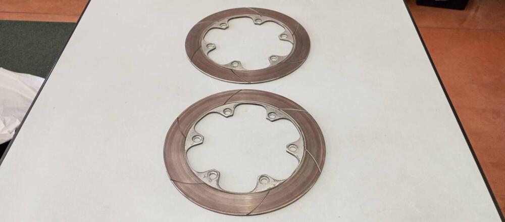 DICHI FRENO HONDA VF750C RC07 (4)