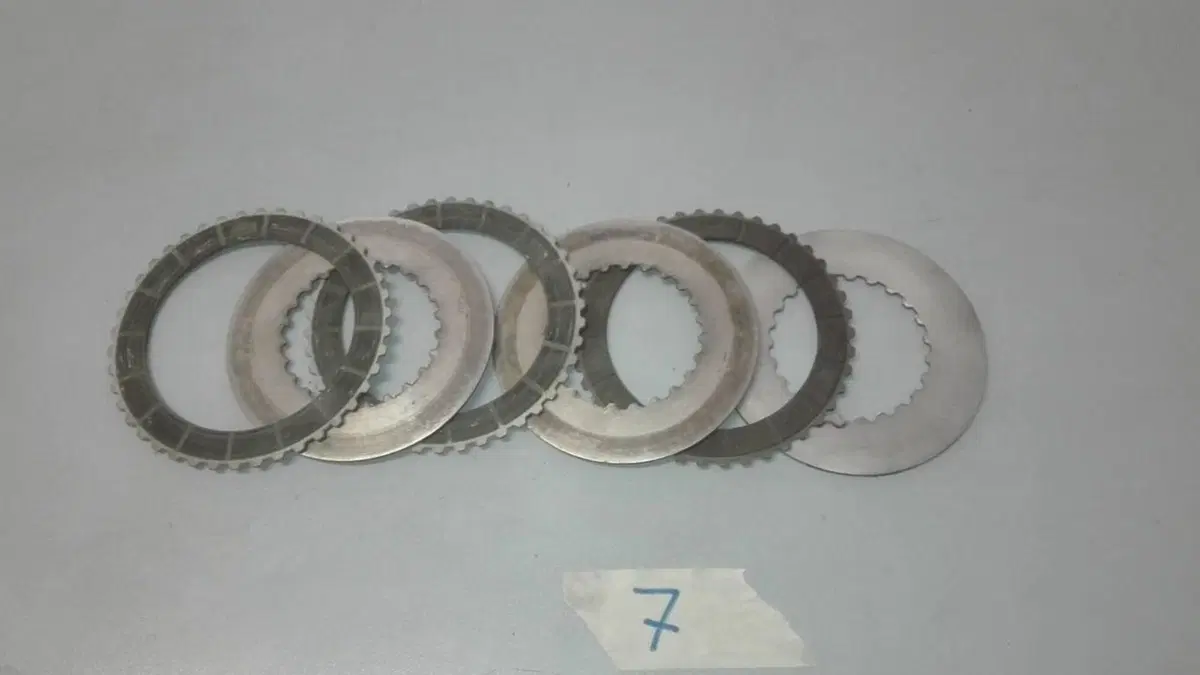Dischi frizione hiro 125 frizione a secco (2)