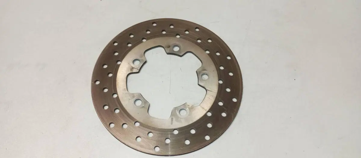 DISCO FRENO POSTERIORE SUZUKI (2)