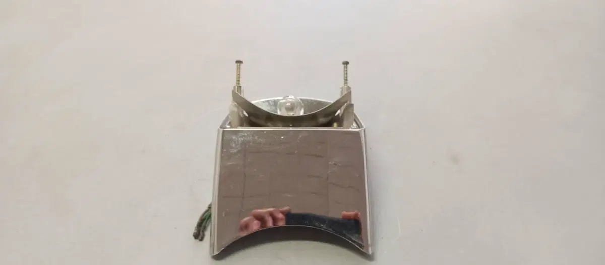 FARO POSTERIORE HONDA VF750C RC07 (3)