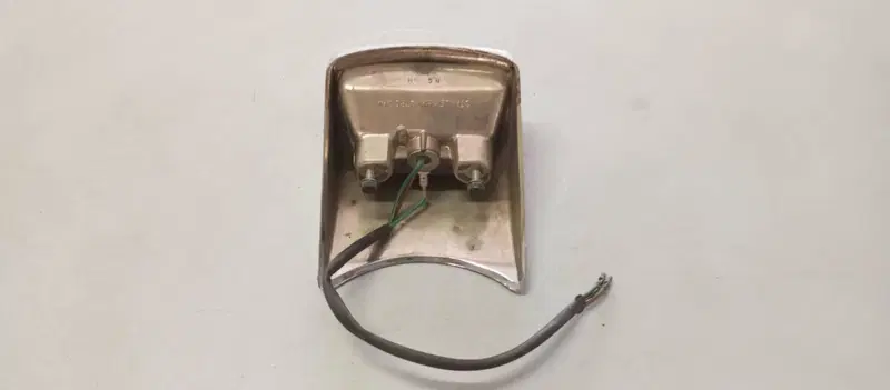 FARO POSTERIORE HONDA VF750C RC07 (5)