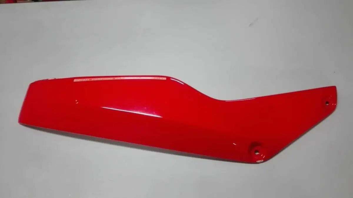 FIANCHETTO POSTERIORE DX DUCATI SS 600-750-900