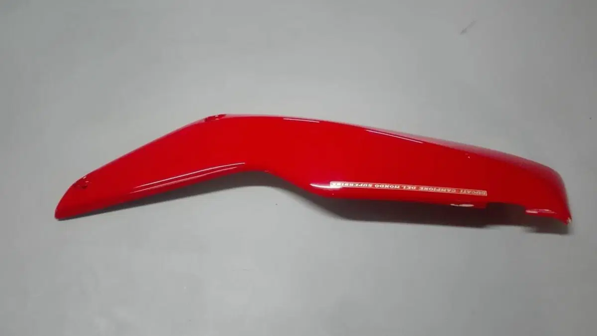 FIANCHETTO POSTERIORE DX DUCATI SS 600-750-900 (2)