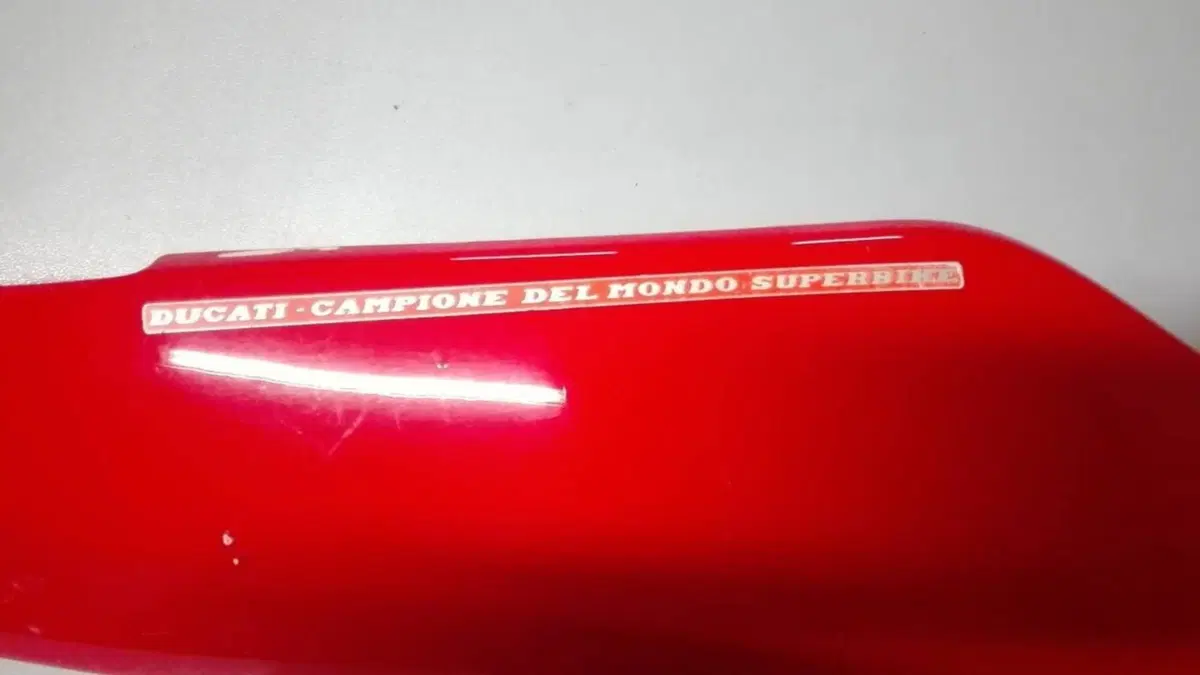 FIANCHETTO POSTERIORE DX DUCATI SS 600-750-900 (3)