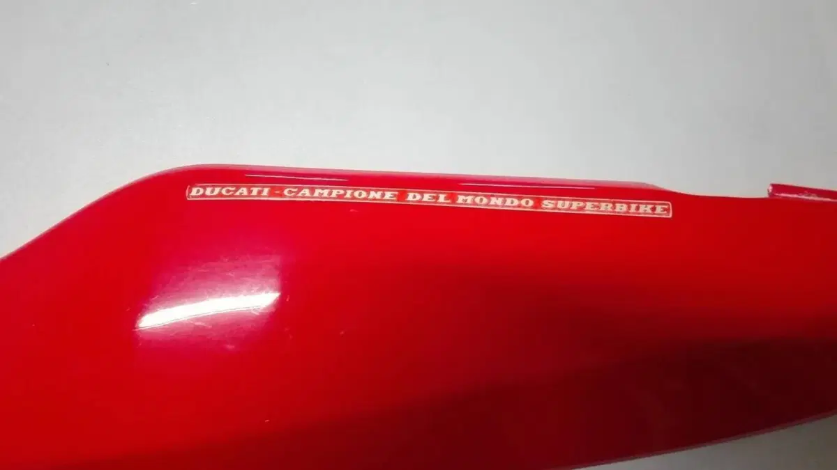 FIANCHETTO POSTERIORE SX DUCATI SS 600-750-900 (3)