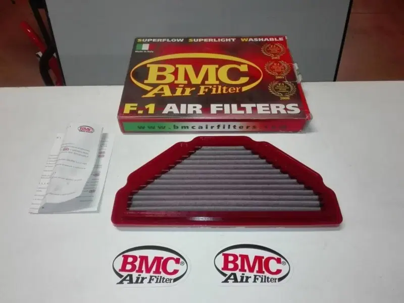 Filtro aria BMC per Triumph (6)