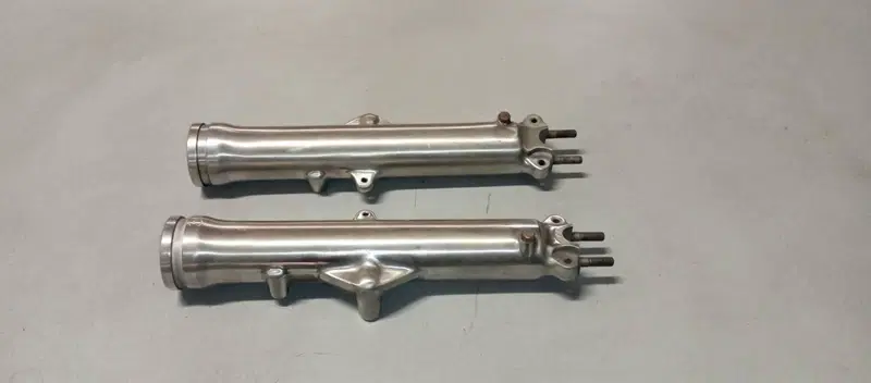 FODERI FORCELLA ANTERIORI HONDA CB 500 FOUR (4)