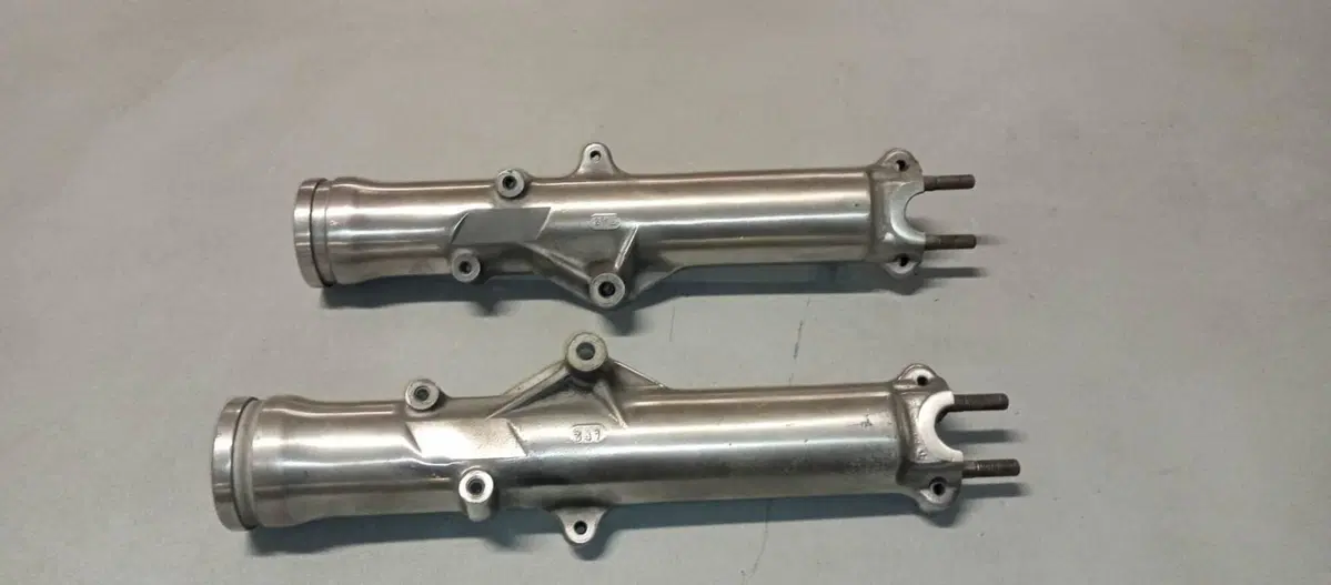 FODERI FORCELLA ANTERIORI HONDA CB 500 FOUR (5)