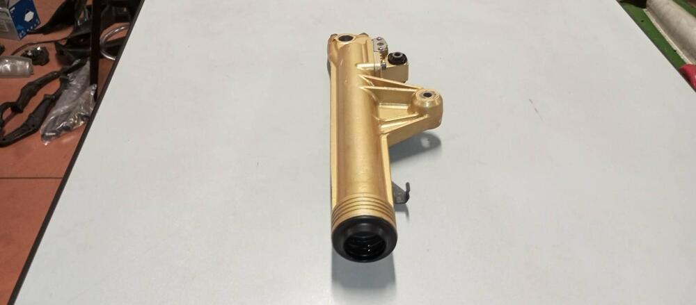 FODERO DX FORCELLA HONDA CX 500 TURBO (2)