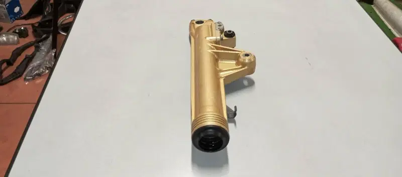FODERO DX FORCELLA HONDA CX 500 TURBO (2)