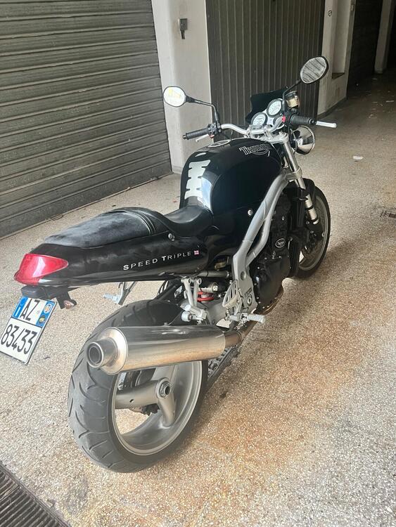 Triumph Speed Triple 955 (1998 - 01) (3)