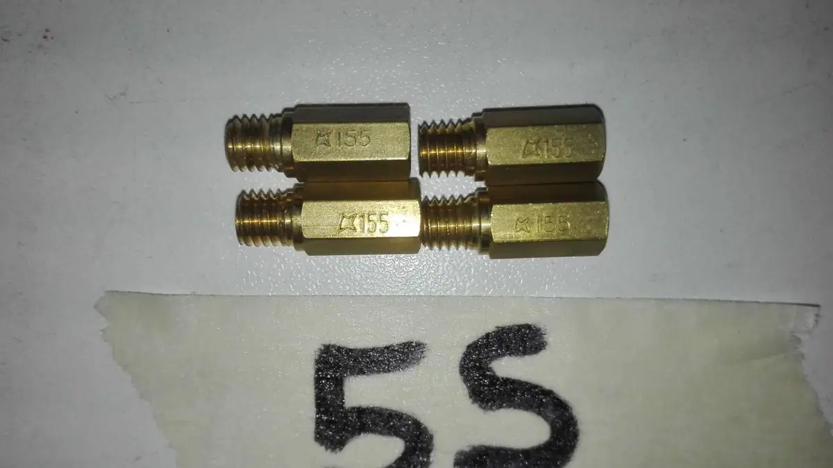 Getti del massimo 155 Honda RC 30 (2)