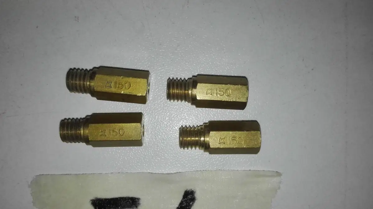 Getti del massimo 150 Honda RC 30 (2)