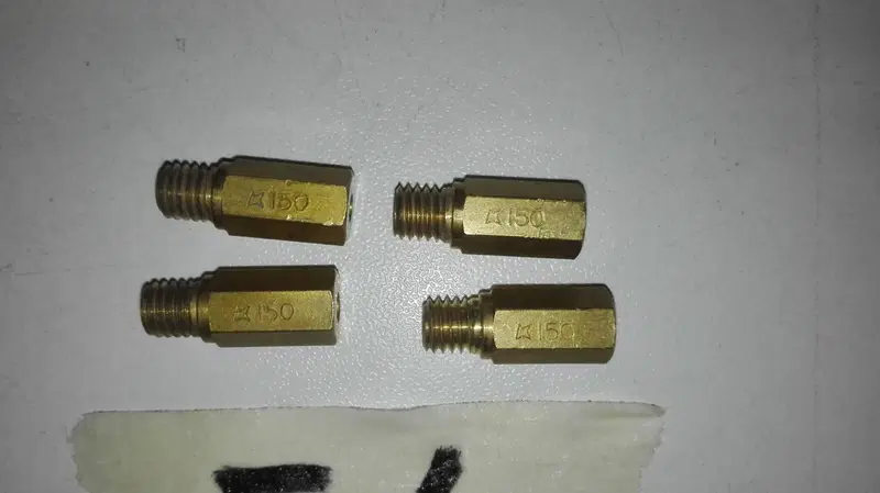 Getti del massimo 150 Honda RC 30 (2)