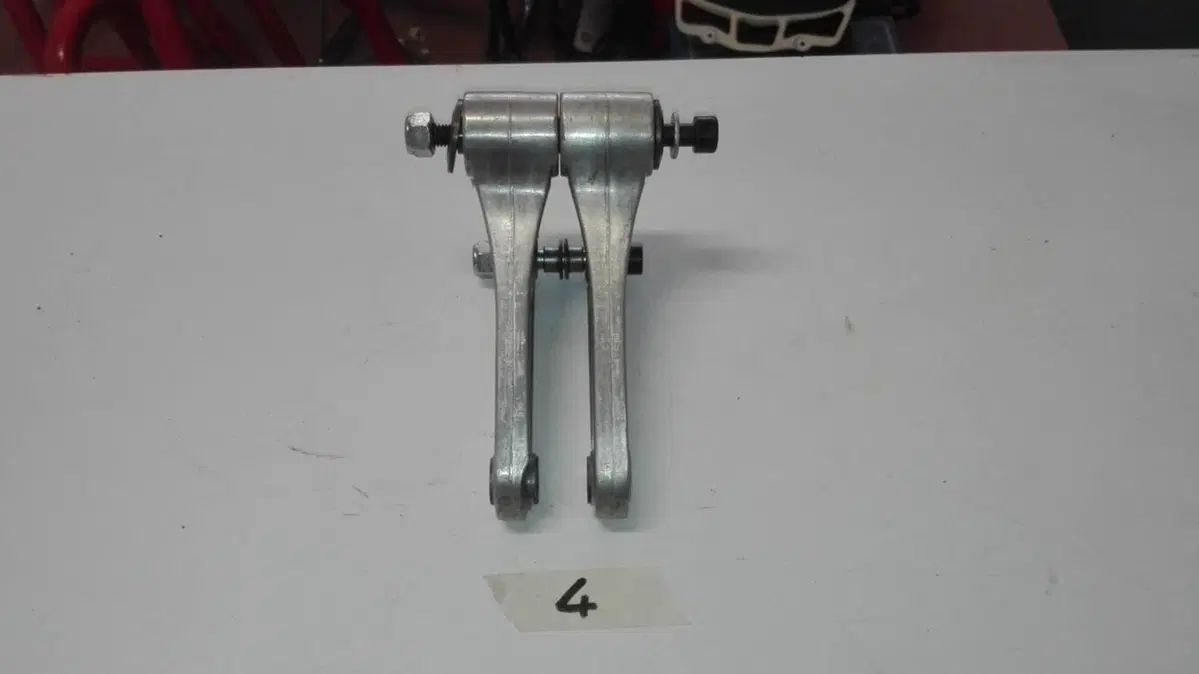 Leveraggio forcellone TGM 125 1982 (4)