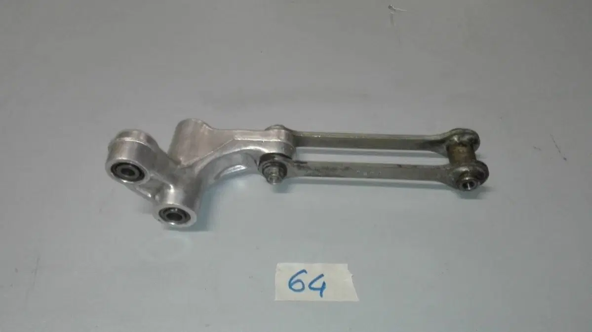 Leveraggio sospensione Suzuki Burgman 400 2003-200