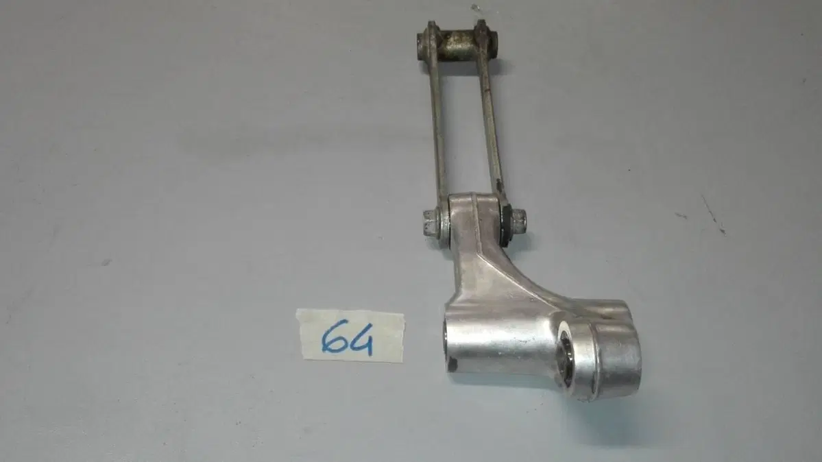 Leveraggio sospensione Suzuki Burgman 400 2003-200 (4)