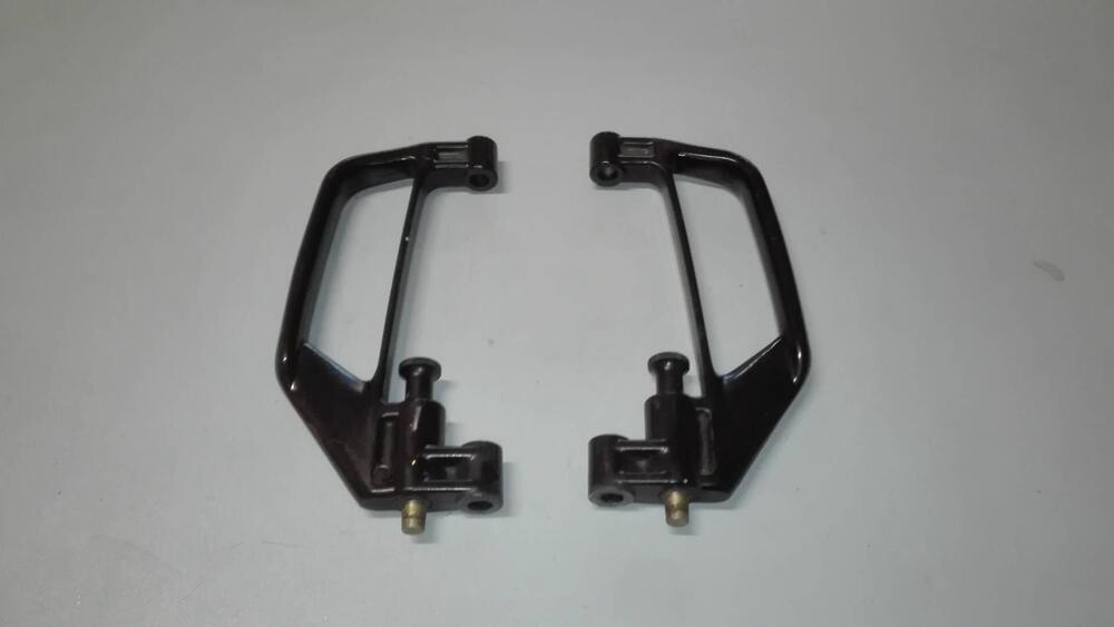 MANIGLIA PASSEGGERO DUCATI 888