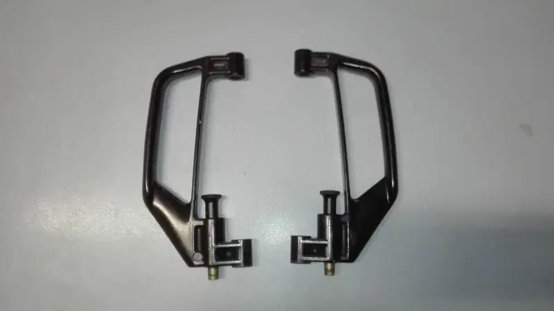 MANIGLIA PASSEGGERO DUCATI 888 (2)