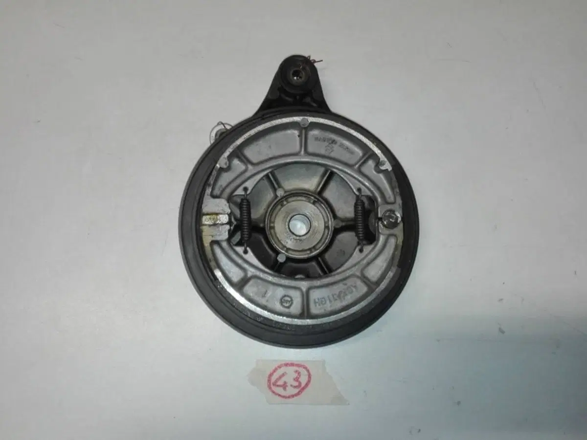 Mozzo posteriore Suzuki RM 400 1980 (8)