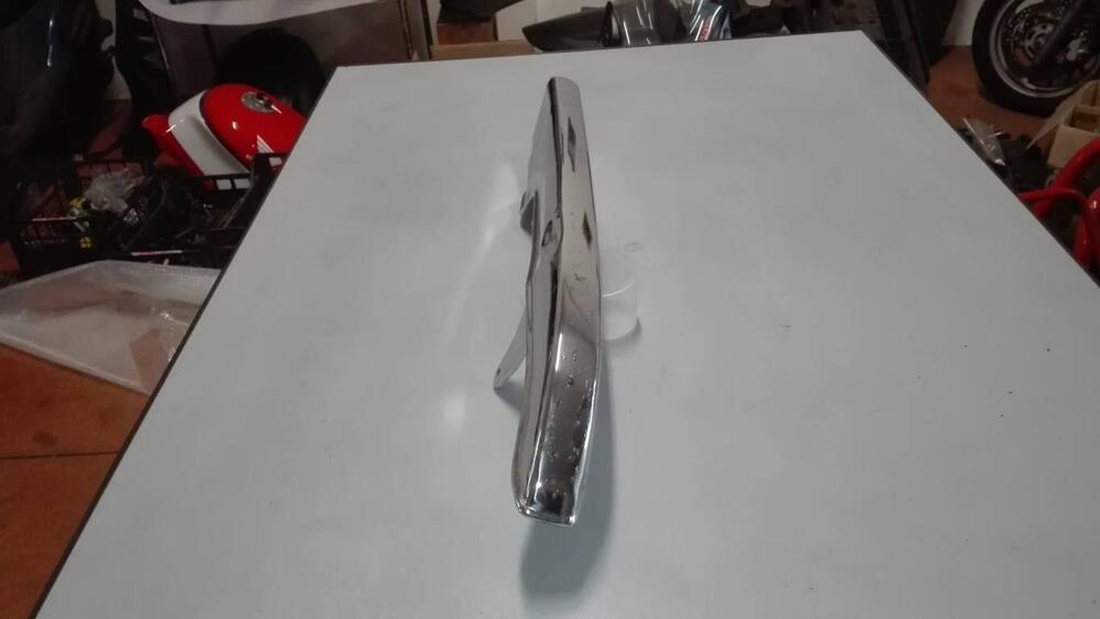 PARACATENA SUZUKI GT 750 (2)