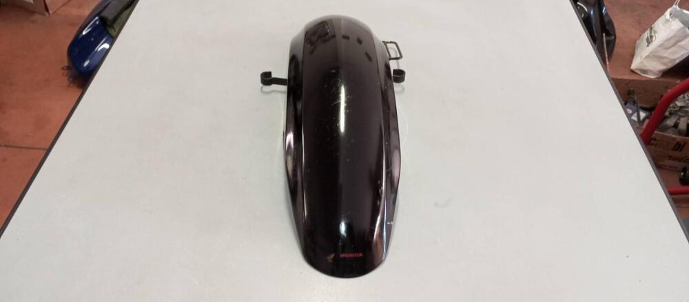 PARAFANGO ANTERIORE HONDA VF750C RC07 (3)