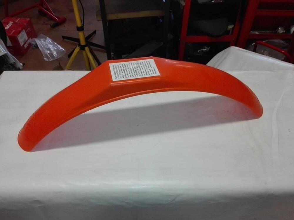 Parafango anteriore Preston Petty mod. Baja (2)