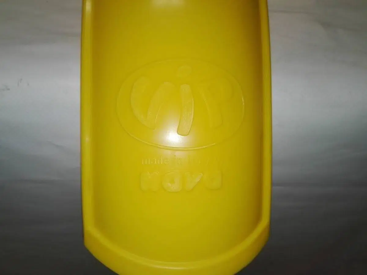 Parafango Nava mod Vip anteriore giallo (3)