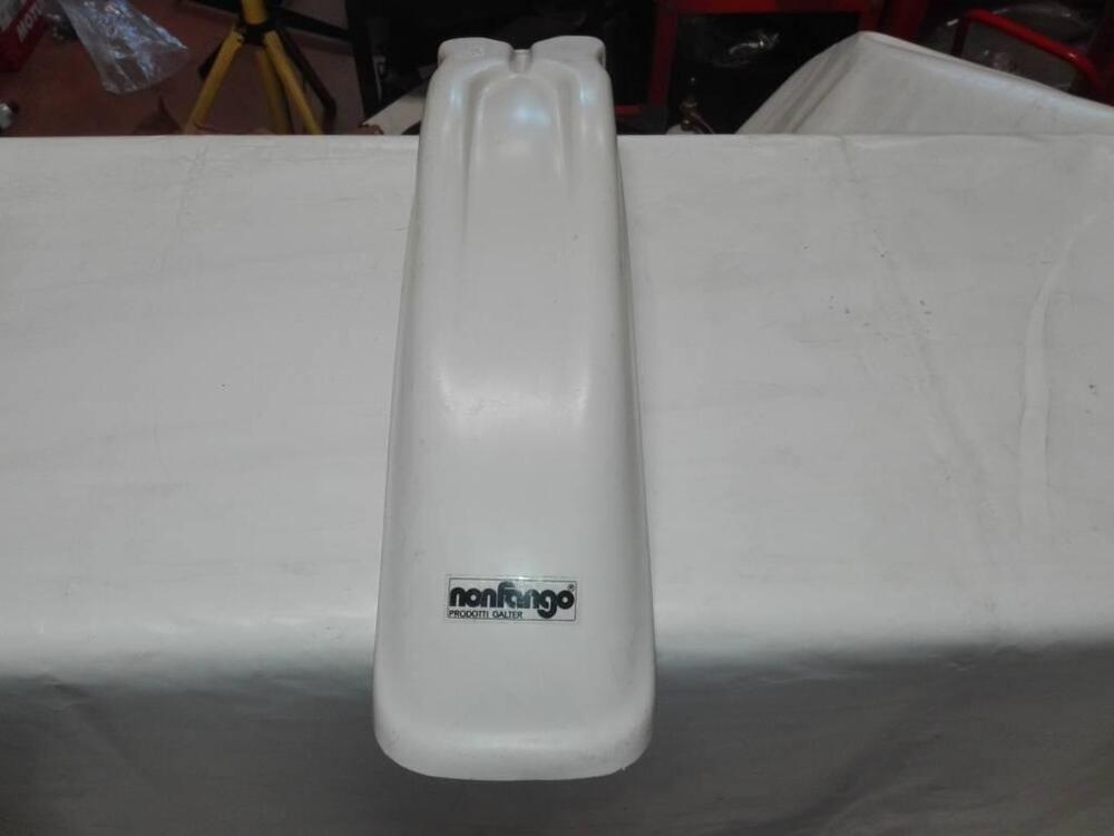 Parafango Nonfango anteriore cod.C703 (2)