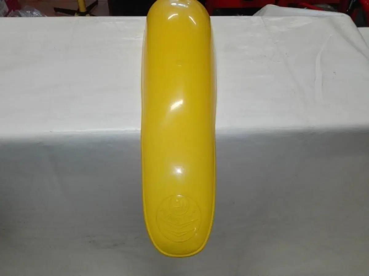 Parafango posteriore Flying Cross colore giallo CIENNE (4)