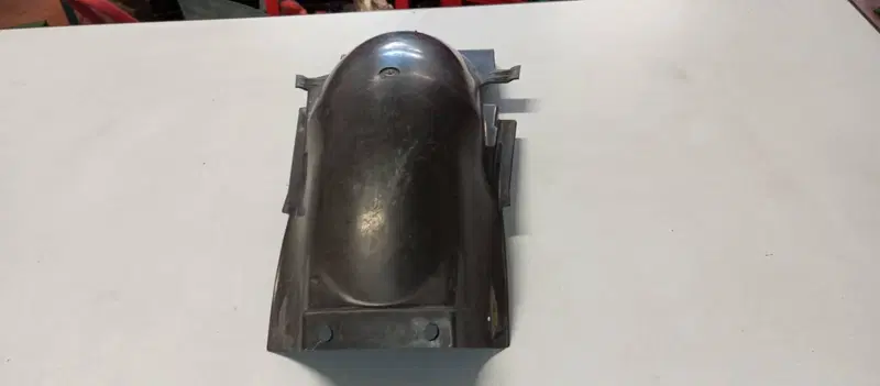 PARAFANGO POSTERIORE HONDA CX500 TURBO (4)