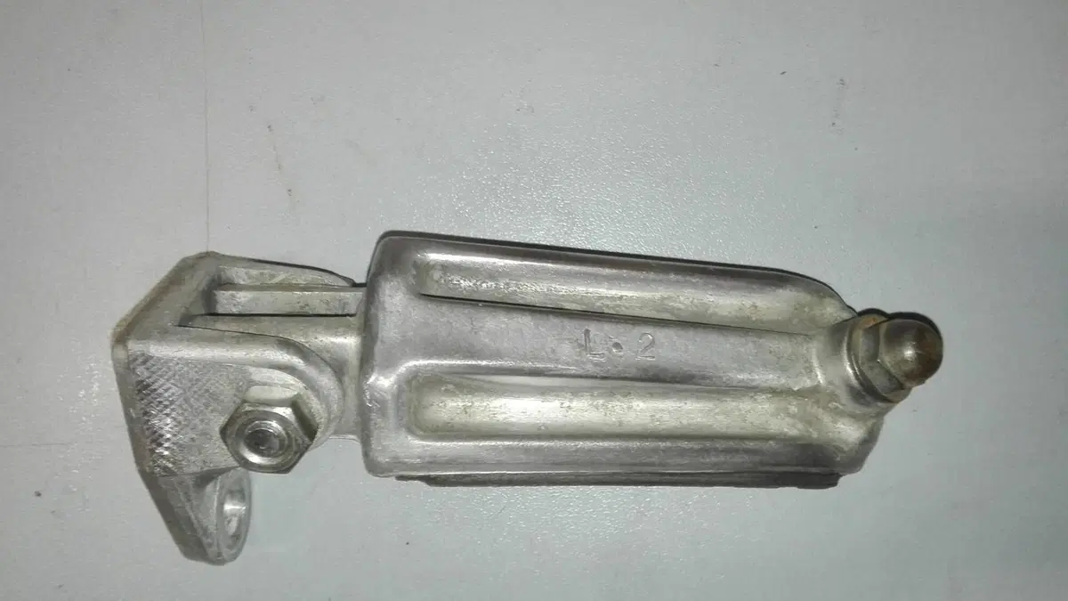 PEDANA PILOTA SX HONDA CBX 1000 (4)