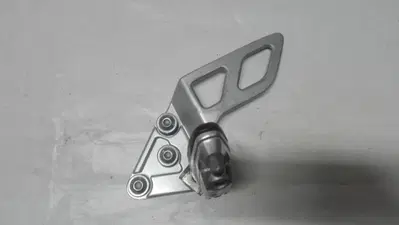 Pedana pilota sx per Suzuki Bandit 650