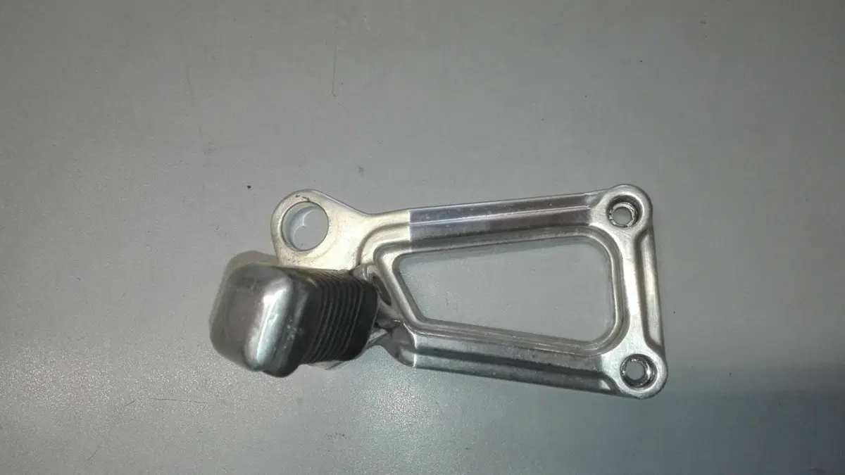 PEDANE PASSEGGIERO DUCATI851-888-SS600-SS750-SS900 (5)