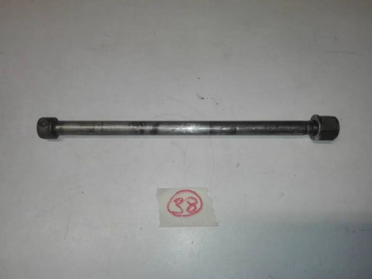 Perno ruota anteriore Suzuki RM 400